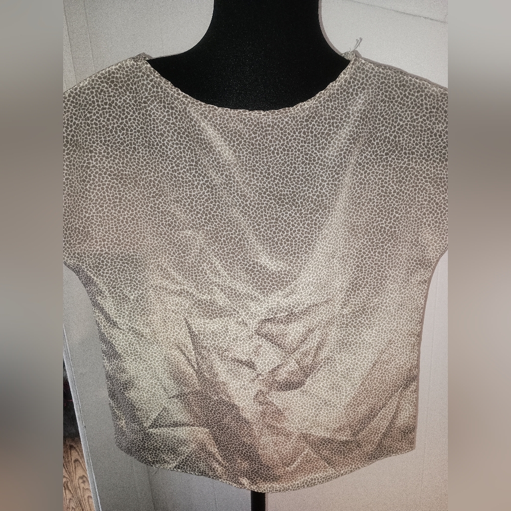 Elegant Gold/ Grey Leopard Print Blouse Vintage